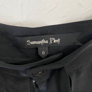 Samantha Pleet Black silk cape shorts size 6